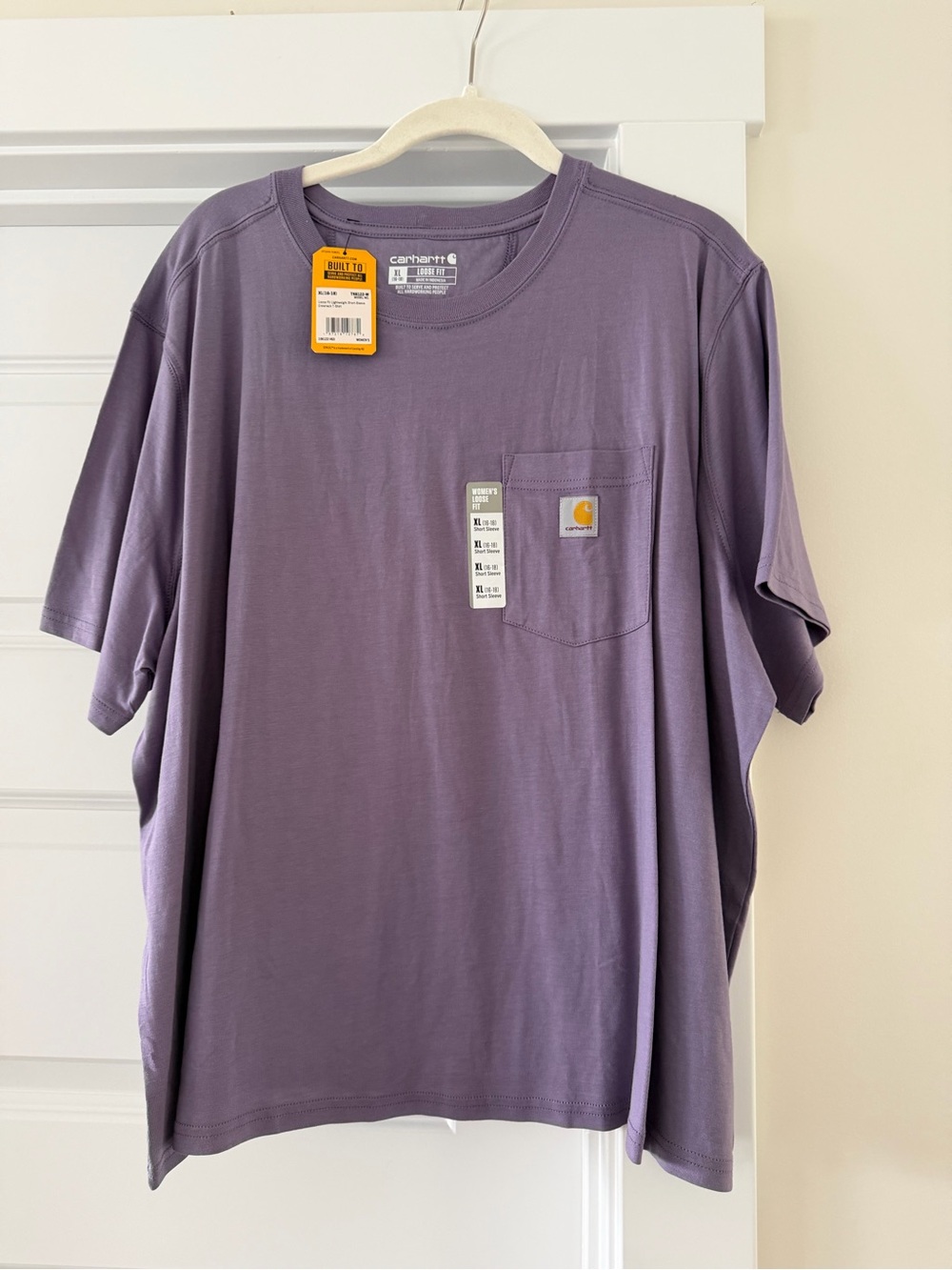 Nwt womens Carhartt Cropped Tee